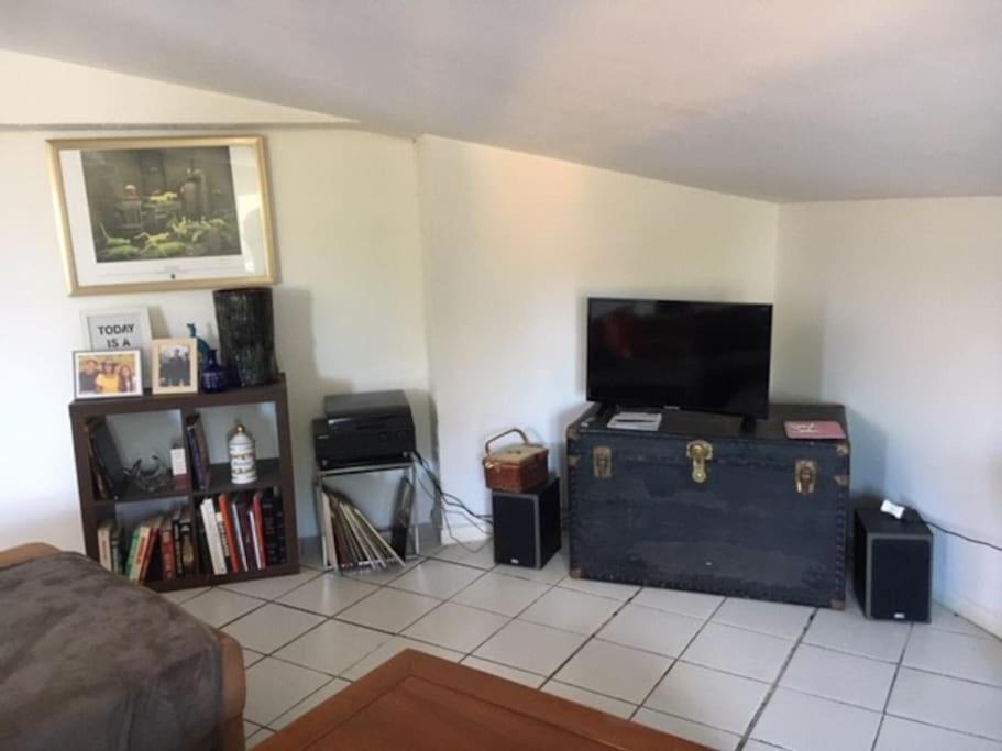 Le Depot Appartement Du Canal 80M2 A Champvert מראה חיצוני תמונה