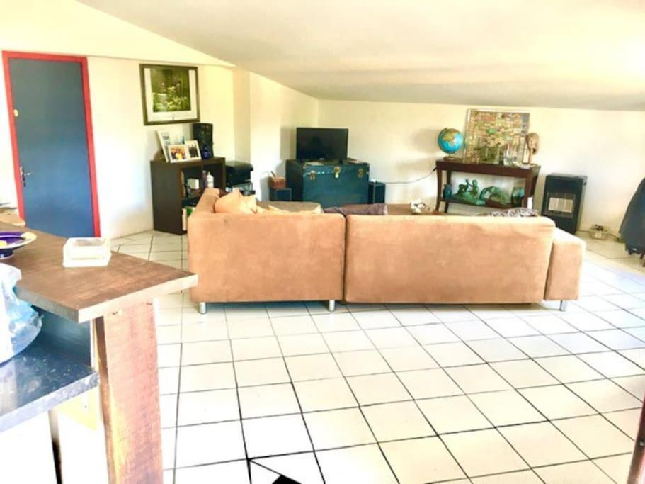 Le Depot Appartement Du Canal 80M2 A Champvert מראה חיצוני תמונה